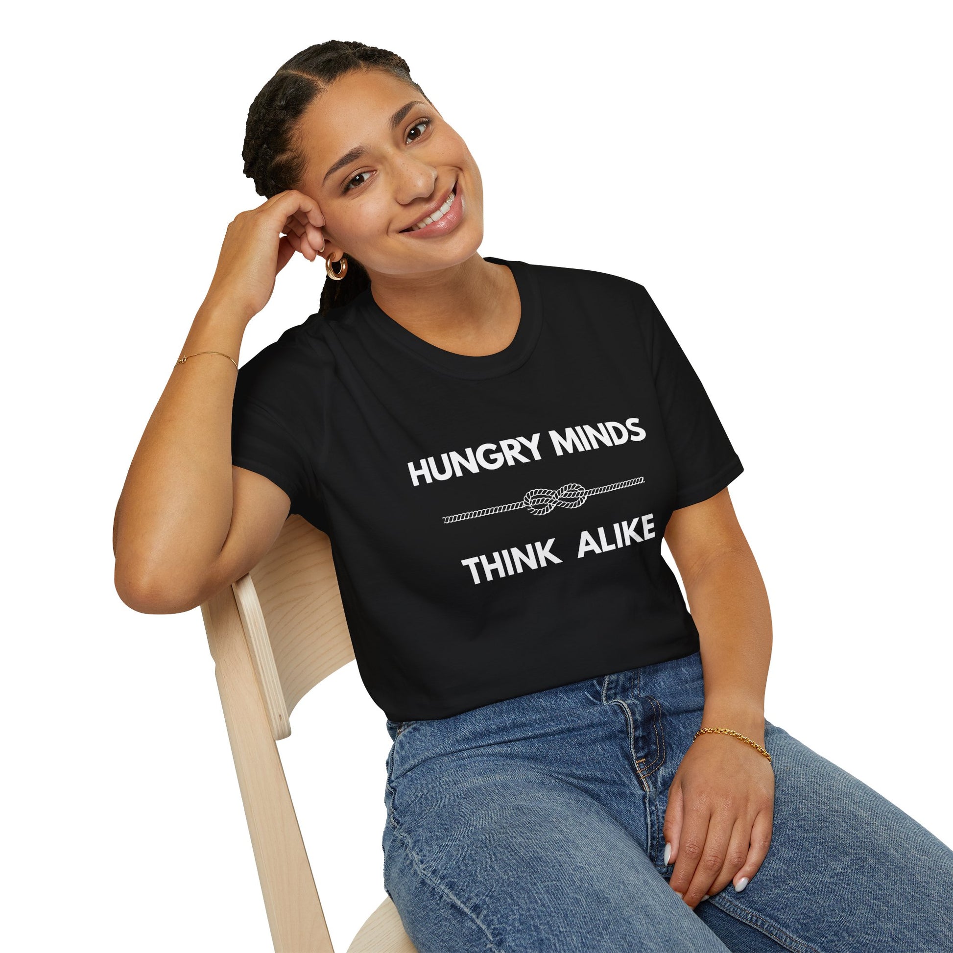 Hungry Minds T-Shirt - Minimalist Bold Design, Conversation Starter Tee